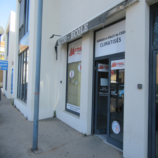 Location Immobilier Professionnel Local commercial Agde 34300